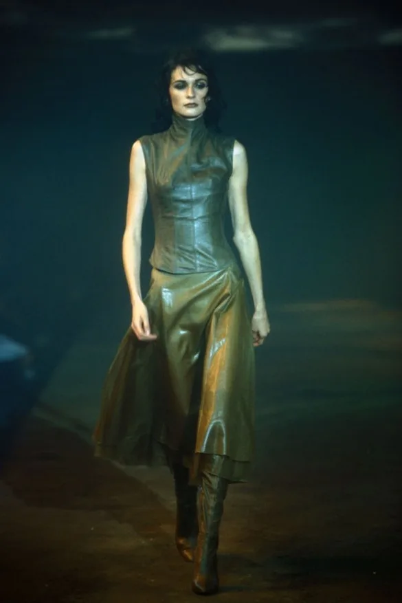 Exhibition New Millenium_Fashion Room_Fashion & Lace Museum ©Catwalpictures