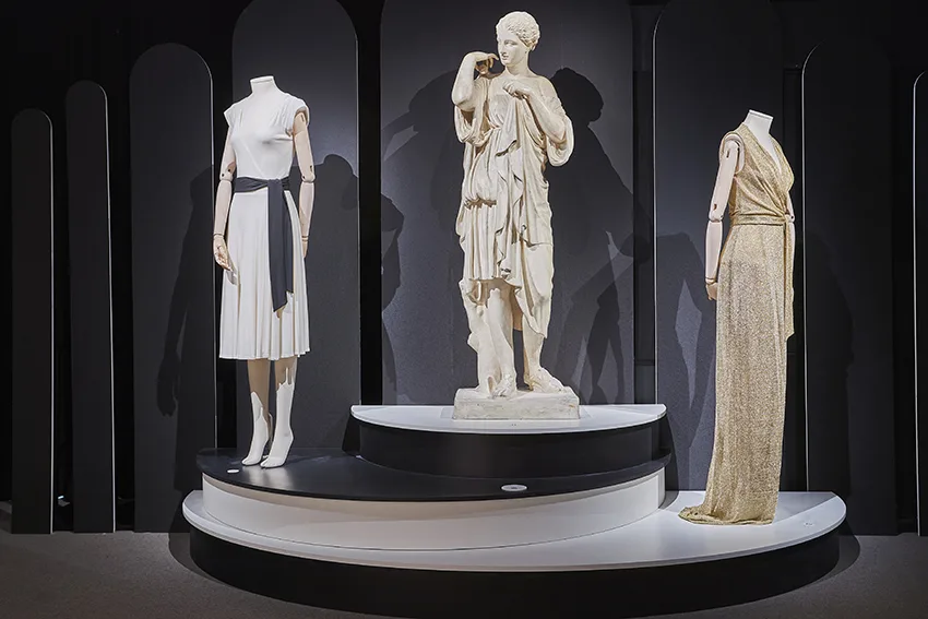 Diane von Furstenberg. Woman Before Fashion © E. Laurent