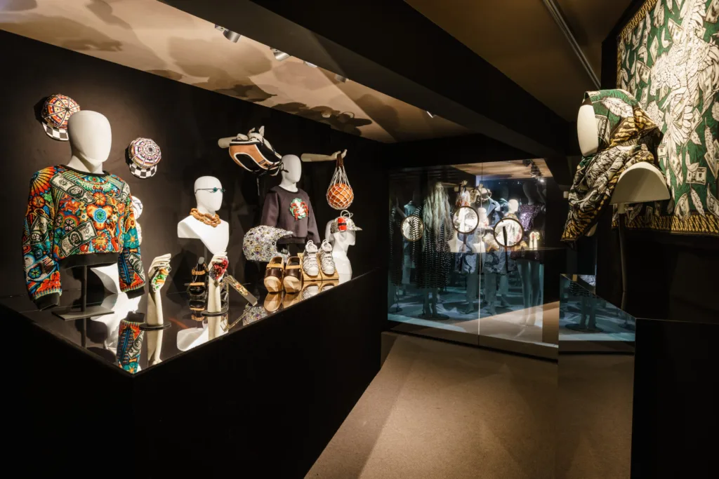 Leçon de Mode 16_Reflection by Jean-Paul Lespagnard©action-service