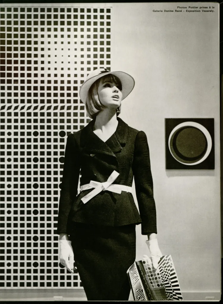 Leçon de Mode 13_Mode, art et politique : liaisons dangereuses ou mariage de déraison ?